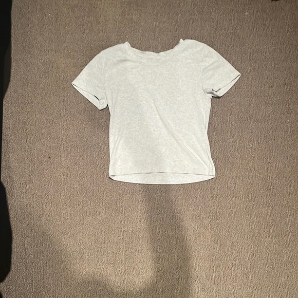 Wilfred Free. Grey/white slightly ribbed T-shirt. Size 2XS. - Picture 2 of 4